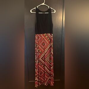 Size 8 Scarlett dress.  Very comfortable sleeveless dress. Fun colored!